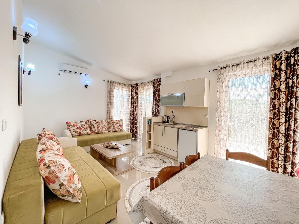 Rejhan Totti Ulcinj Exterior photo