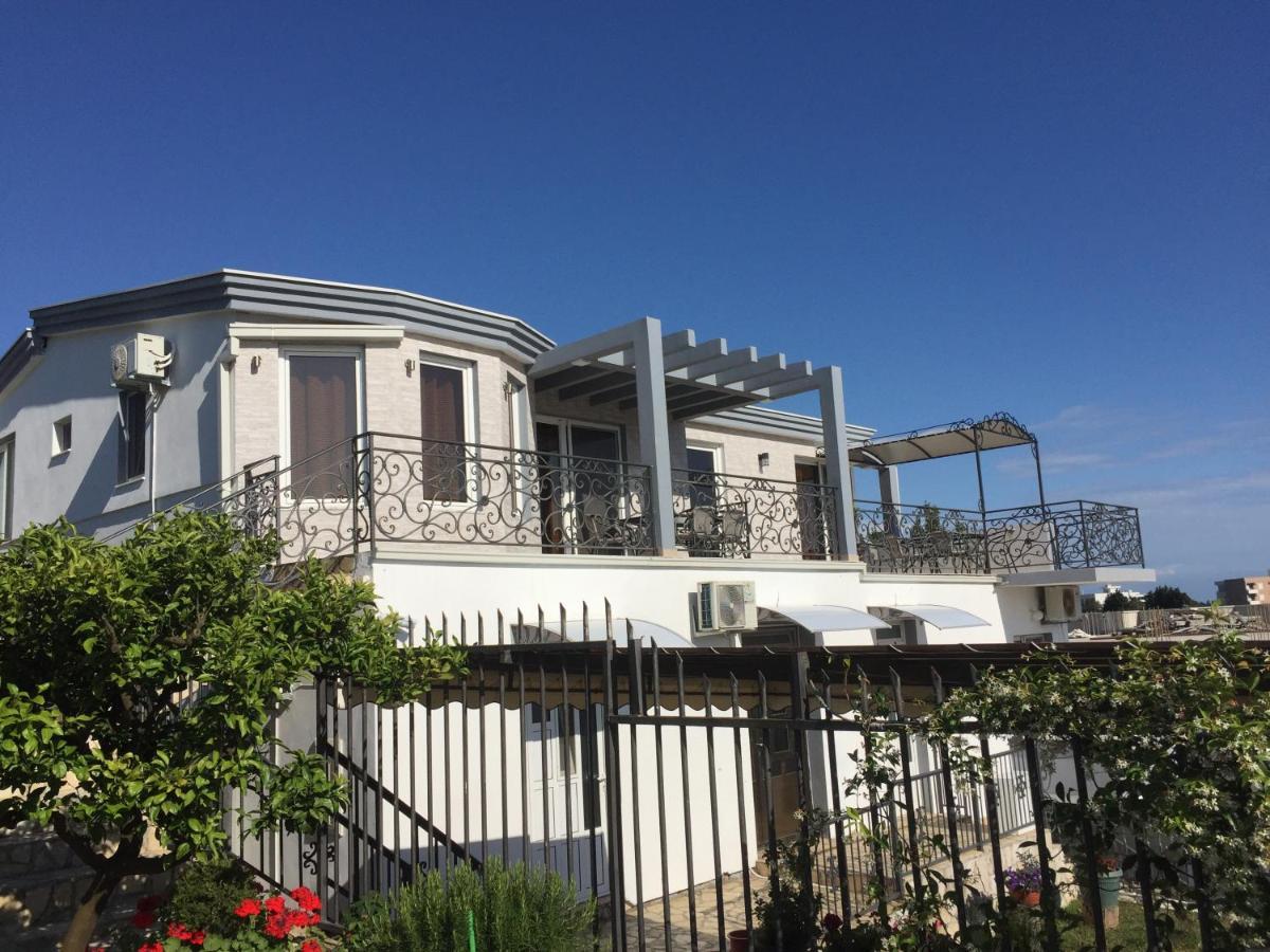 Rejhan Totti Ulcinj Exterior photo